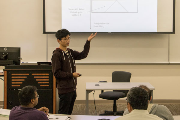 UT Dallas Jindal School PhD student leads a discussion