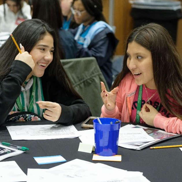 UT Dallas Institute Wins Education Award for Program for Middle-School Girls