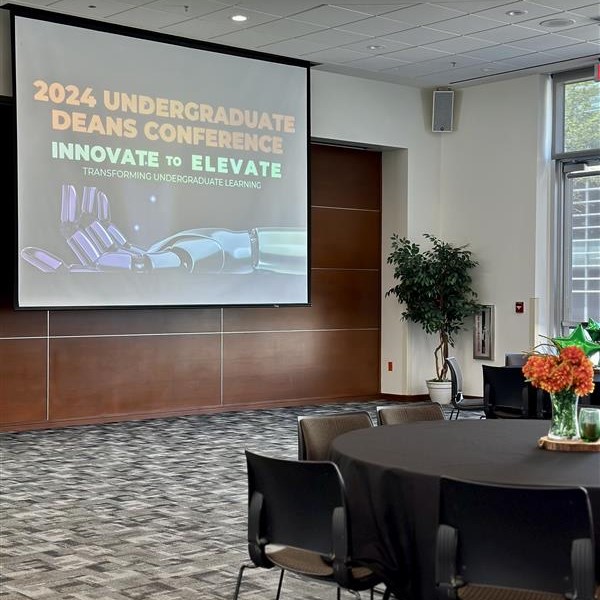 Undergraduate Deans Conference Solves Problems, Assesses Technology