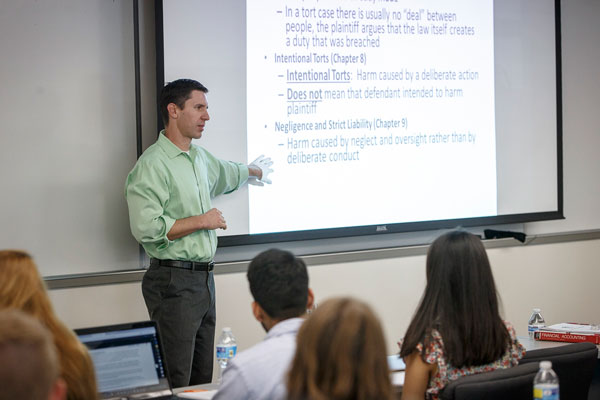 professor Matt Polze leading a research class