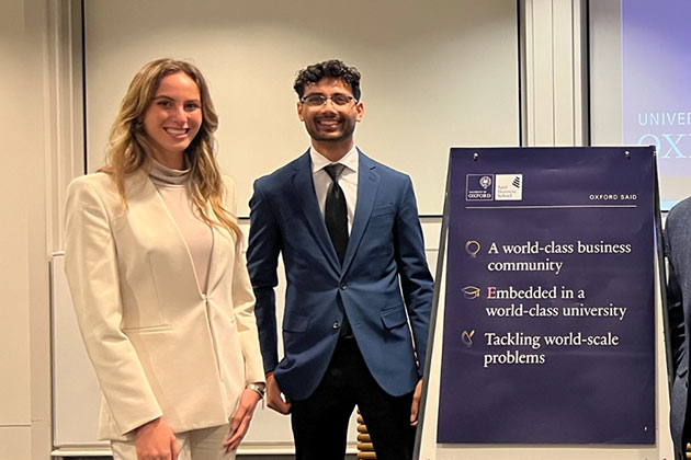 JSOM students Raluca Narita and Rishi Patel present research at the 2022 Academy of Strategic Management Conference hosted by Oxford University’s Said Business School.