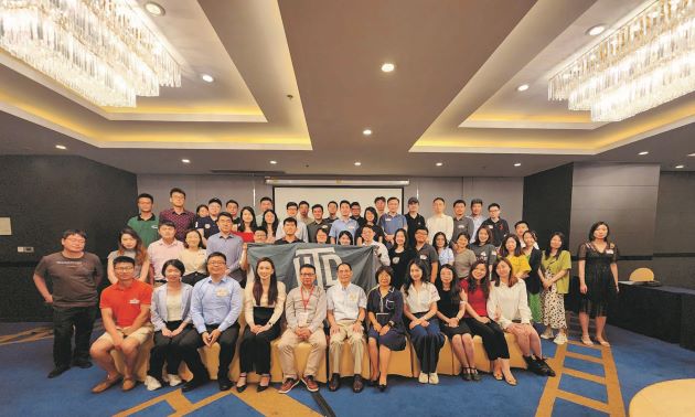 Photo of Jindal School Alumni, Faculty and Staff who Gathered in Shanghai Recently for an Alumni Event